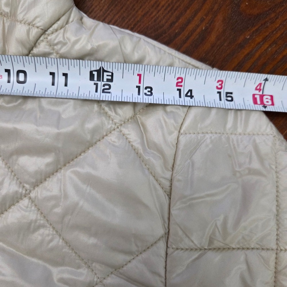 Abercrombie & Fitch pearly off white puffer style jacket Womens Size Medium - Picture 10 of 12